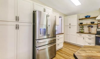 390 Brooks Rd, Baker, FL 32531