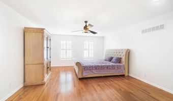 2558 Apple Ridge Ln, Amberley, OH 45236