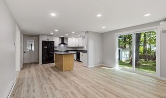 7 Philip Ave, Augusta, ME 04330