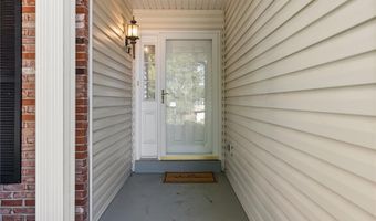 10140 Shapfield Ln, Affton, MO 63123