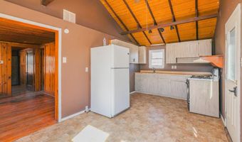 909 Catalina Ln, Alamogordo, NM 88310