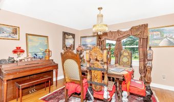 15 MAPLE Ave, Boonsboro, MD 21713