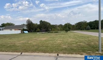 Applewood Street, Aurora, NE 68818