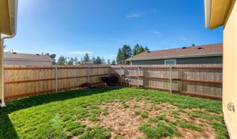 110 ALDERWOOD Ln, Brookings, OR 97415