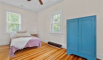 300 Virginia St, Ashland, VA 23005