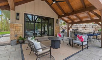 6830 N PURDY Pkwy, Appleton, WI 54913