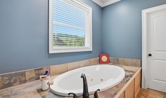 105 Timberline Dr, Arab, AL 35016