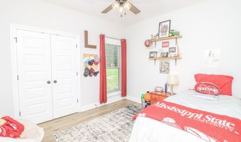 102 Eastwood Dr, Brandon, MS 39042