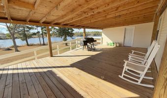 537 Mcpherson Dr, Alford, FL 32420