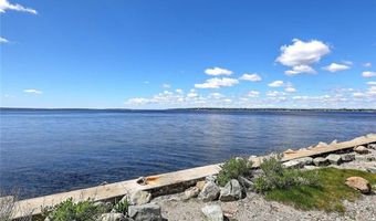 69 Nayatt Rd, Barrington, RI 02806