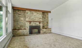 45 E LAKE Dr, Annapolis, MD 21403