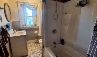 1318 14th Ave, Altoona, PA 16601