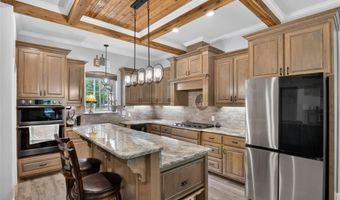 115 Robinson Ln, Benton, LA 71006
