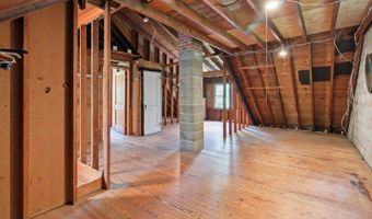 5 Fanwood Ct, West Milford, NJ 07421
