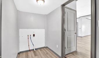 121 Lake St, Akron, OH 44301