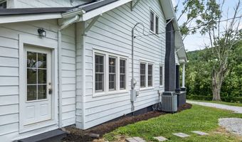 21133 Rich Valley Rd, Abingdon, VA 24210
