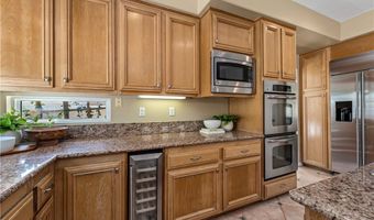 7520 E Toyon Ln, Anaheim, CA 92808