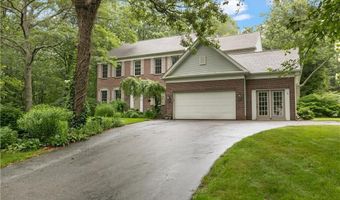 48 Fieldstone Ln, North Kingstown, RI 02874