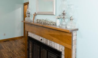 19429 E State Highway 14, Ava, MO 65608