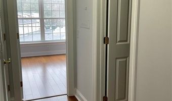 10 Hayestown Rd 5-37, Danbury, CT 06811