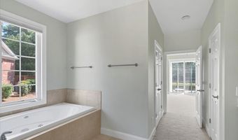 330 Lighthorse Cir, Aberdeen, NC 28315