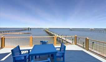 1630 Alligator Dr, Alligator Point, FL 32346