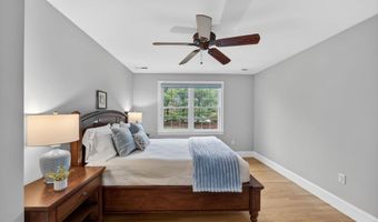 3 Caileigh Ct 3, Andover, MA 01810