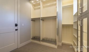6071 E Hootowl Dr, Boise, ID 83716