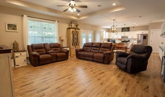 486 Old Blackshear Rd, Baxley, GA 31513