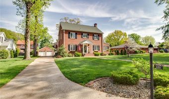 1210 McKinley Blvd, Alton, IL 62002