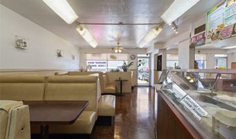 98-042 Kamehameha Hwy W, Aiea, HI 96701