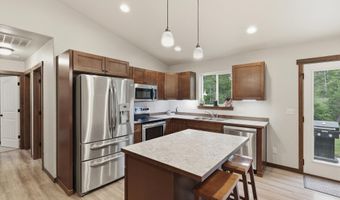 5611 Blacktail Rd, Careywood, ID 83809