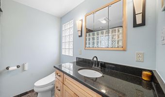 2854 Parkridge Dr, Ann Arbor, MI 48103