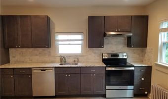 49 Merton Rd 2, Newport, RI 02840