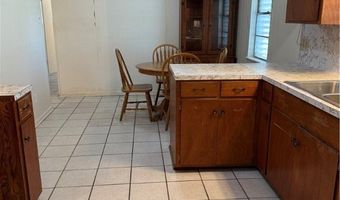 147 N 8th St, Aransas Pass, TX 78336