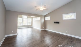 6180 Charleston Ln 46, Allendale, MI 49401