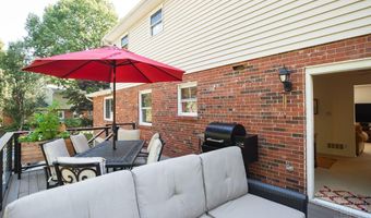 8069 Ashgrove Dr, Anderson Twp., OH 45244