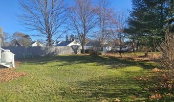 208 7th St, Bangor, ME 04401