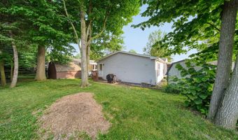 510 Missouri River Ct, Adrian, MI 49221