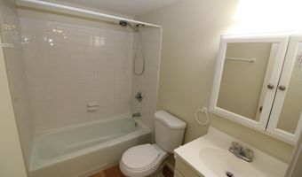 8600- A VILLAGE SQUARE Dr A, Alexandria, VA 22309