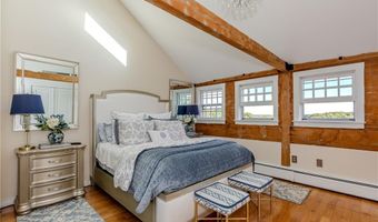 40 Web Ave 18, North Kingstown, RI 02852
