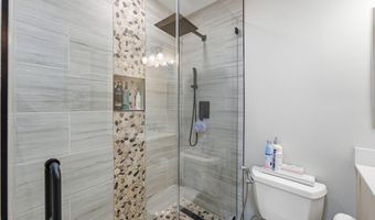 705 N ASHTON St, Alexandria, VA 22312