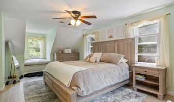 15 Hamden Place Rd, Arundel, ME 04046