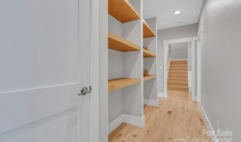 128 Saddle Ridge Dr, Alexander, NC 28701
