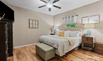 33 34 Grandview Ct, Asheville, NC 28806