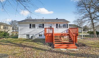 8012 FRYE Rd, Alexandria, VA 22309