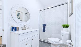 4 N Brighton Ave, Atlantic City, NJ 08401