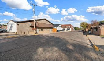 215 Paquin St E, Waterville, MN 56096