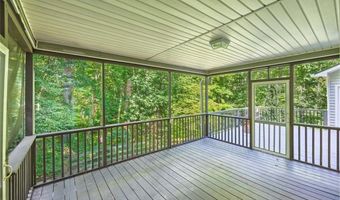 781 Grist Mill Dr E, Acworth, GA 30101