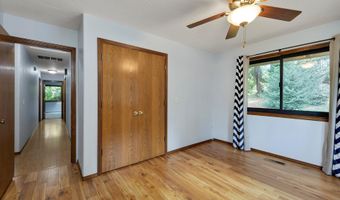 17699 S HOLLY Ln, Oregon City, OR 97045